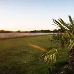 Au Pied Des Dunes, 200 M De La בית נופש *